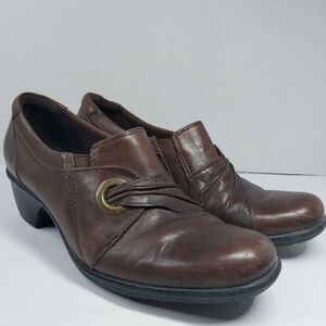 Clarks Womens Size 7.5 M Rouched Brown Leather Slip On Block heel Booties